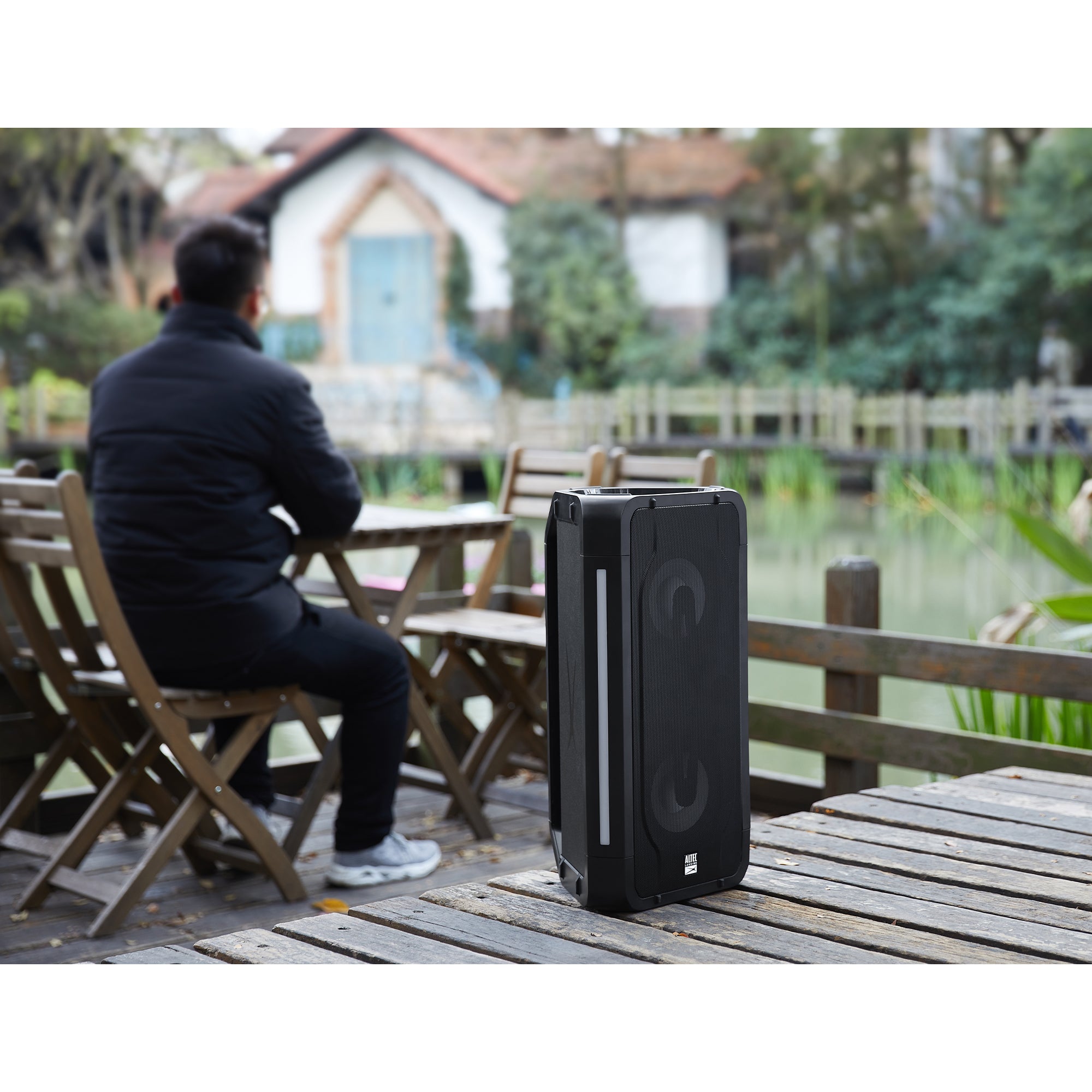 Altec Shockwave 100 enceinte party bluetooth noire 150W