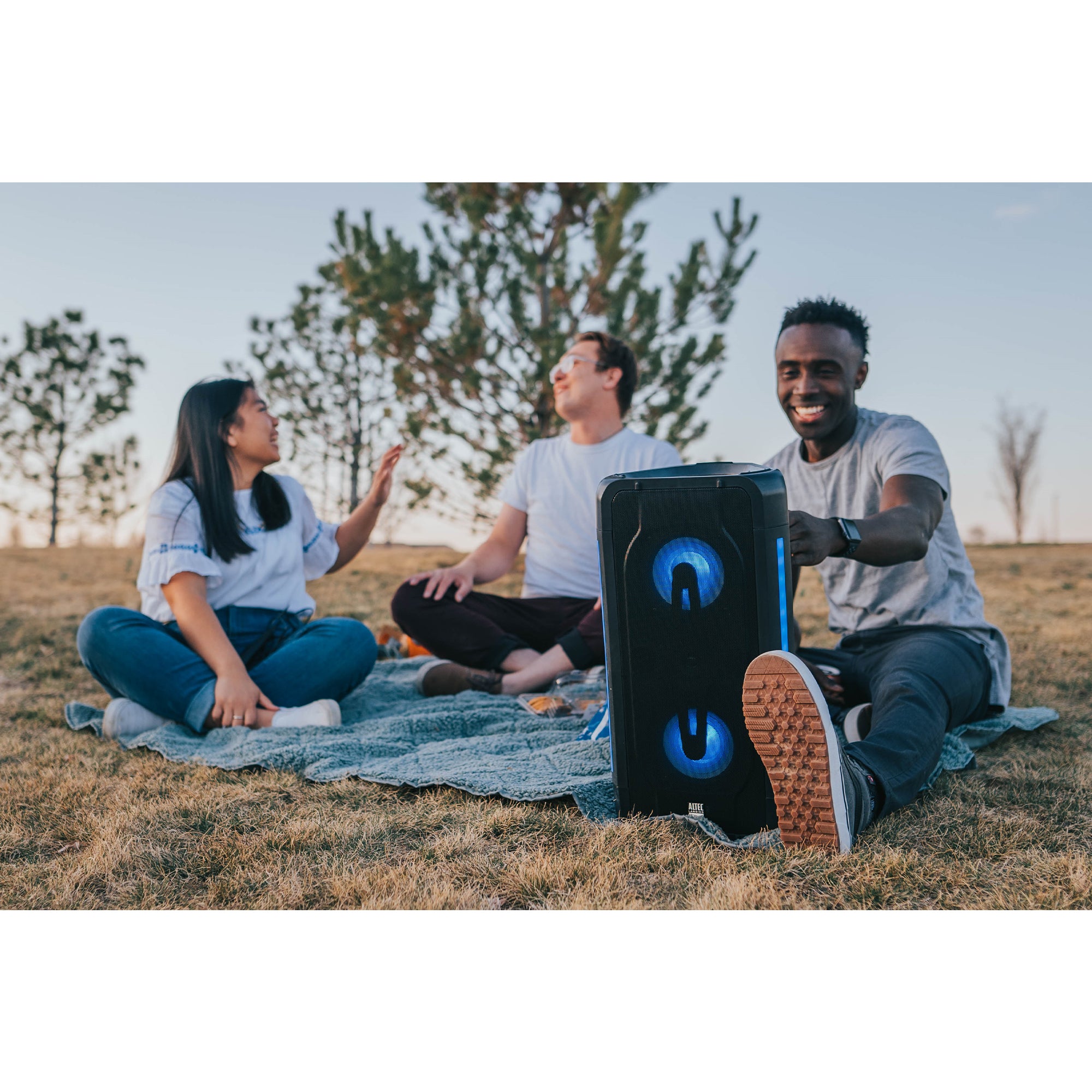 Altec Shockwave 100 enceinte party bluetooth noire 150W